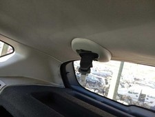 central rear seat belt for