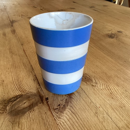 Green cornishware beaker - g,