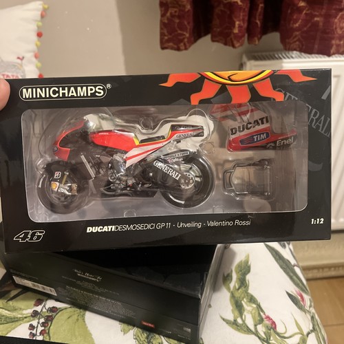 Minichamps scale 122 - minichamps, 1/12
