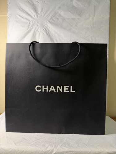 Chanel large matte - matte, black