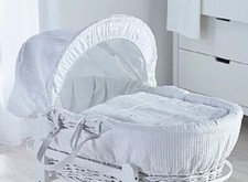 Kinder Valley White Wicker Basket RRP 62.00 lot GD