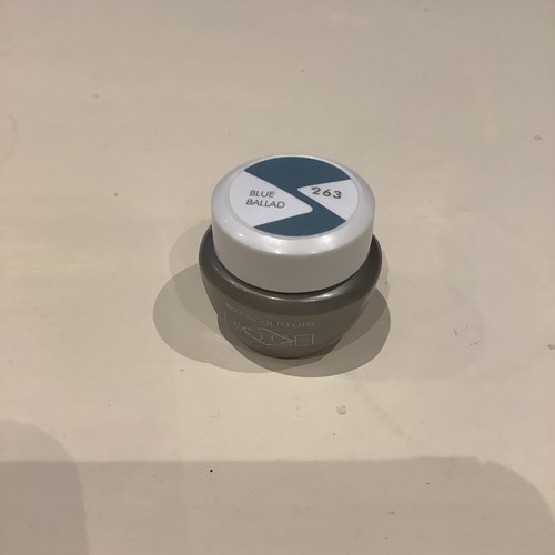 Bio sculpture gel - sculpture,