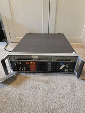 MARCONI Instruments Carrier Frequency 80kHz-1040MHz Signal Generator 2019A. 