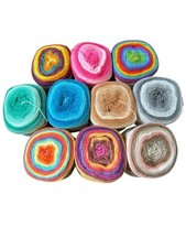 Lady yarn cupcake double