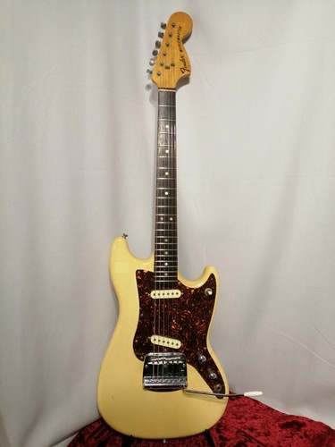 Fender 1977 musicmaster - fender,