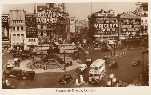 Postcard piccadilly circus - piccadilly,