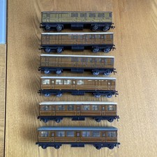 Hornby Dublo Teak Coaches X6