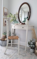 Compact/Petite White Country