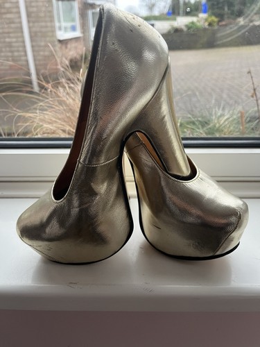 1993 iconic vivienne westwood - iconic,
