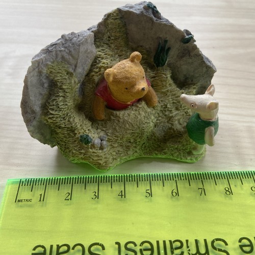 Hill pooh in hole and - r,