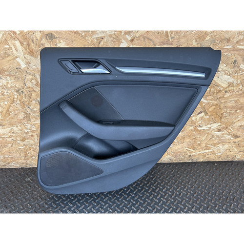 8v4867306 right rear door - 8v4867306,
