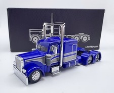 CZ 1:64 596 Blue Peterbilt