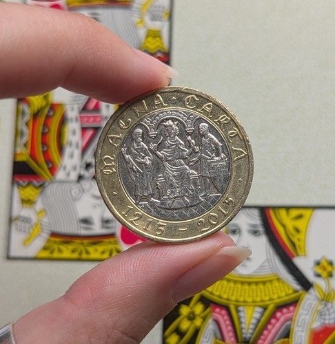 Two pounds coin magna - £2,