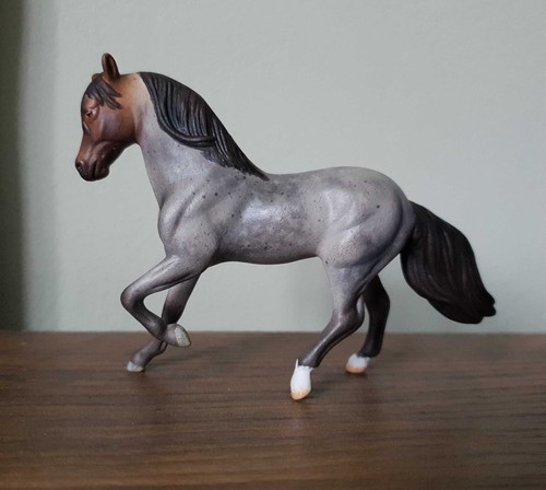 Breyer custom stablemate - breyer,