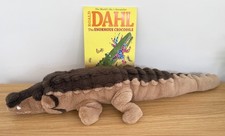 THE ENORMOUS CROCODILE ROALD DAHL BOOK + LARGE SOFT TOY - STORY SACK RESOURCE