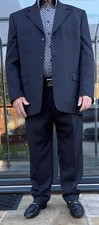 Men’s Suit 44R 38W