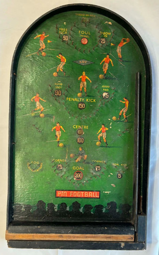 Vintage kay pin football - kay,