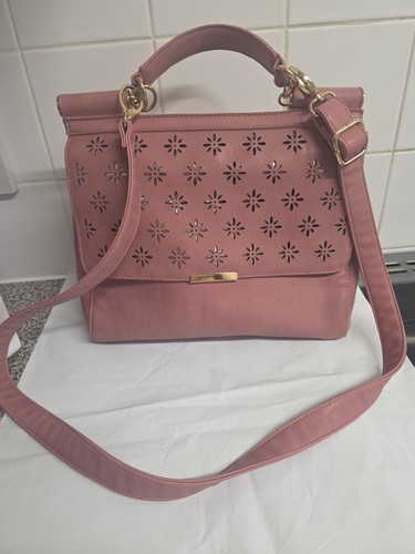 Rose coloured shoulder - rose, by
