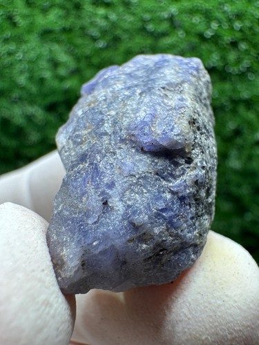 Tanzanite crystal with color - tanzanite,