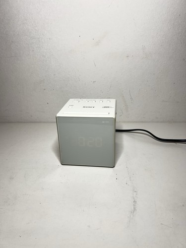 Sony icf alarm clock - am, fm