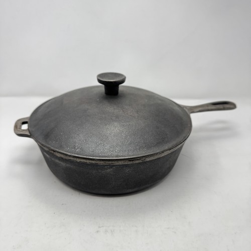 Griswold cast iron - cast,