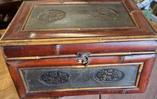 ORIENTAL REPRODUCTION BOX, BAMBOO AND WOOD