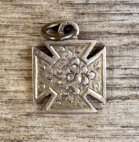Antique 9ct gold maltese cross - 9ct,