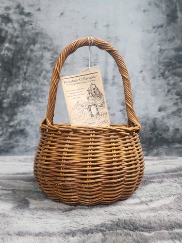 Wicker basket round hand - wicker,