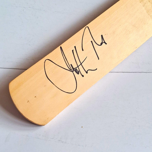 Signed autographed cricket bat - autographed,