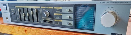 Sanyo 300 integrated hifi - 300,