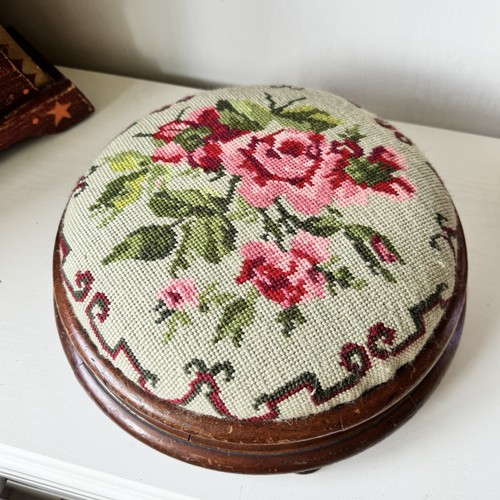Vintage floral needlepoint - floral,