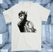 KES T-SHIRT, Billy Casper Classic Film Movie Finger Flip Two Fingers TEE TOP