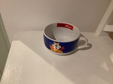 Kelloggs frosties handled