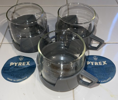 Vintage pyrex drinkups - x,