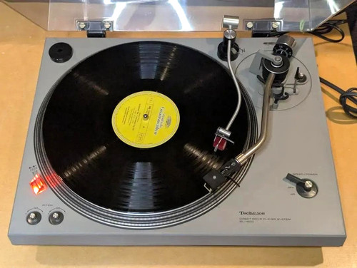 Technics 1500 turntable - technics,