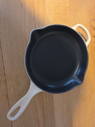 Creuset cast iron skillet - creuset,