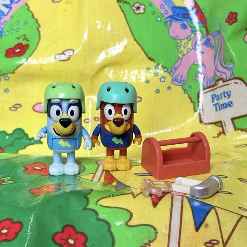 Bluey rusty kart figures - rusty, go