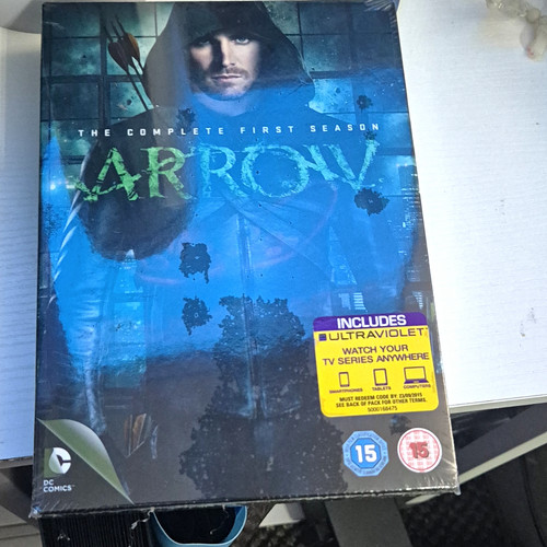 Warner bros arrow season - warner,