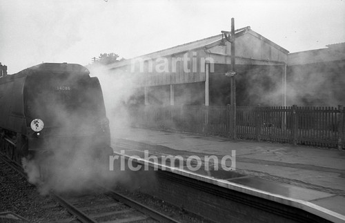 Boscombe station 34086 219 - boscombe,