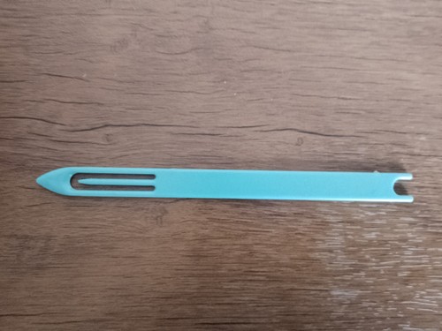 Plastic weaving shuttle - plastic,
