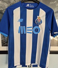 PORTO.  NEW BALANCE.  2021/22  genuine  HOME SHIRT.  Size Small.  19" pit to pit