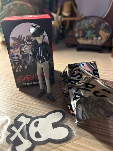 Gorillaz superplastic mini art - gorillaz,