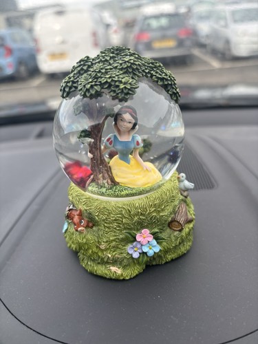 Disney vintage snow - disney,