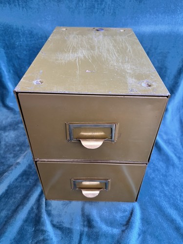 Vintage retro single - retro, metal