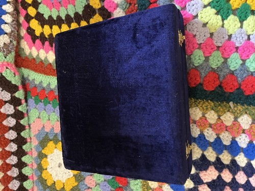 Velvet blue box with - blue, antique