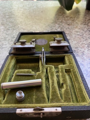 Vintage alteneder compass - vintage,