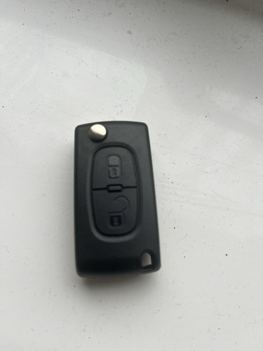 Peugeot and citroen - peugeot, button