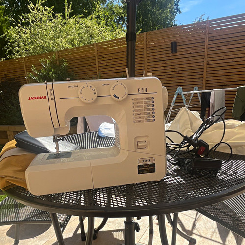 Janome 219 mechanical - 219-s, sewing