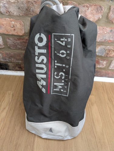 Musto sailing crew duffle - musto,
