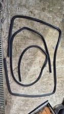 MGB Omnibob Sunroof And Rearscreen Window Roof Rubber Seals 